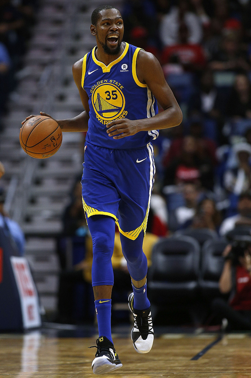 开云体育app-太阳球星三分绝杀，全场观众热烈欢呼，工具音乐个人业务增加.的简单介绍